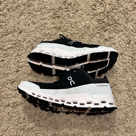 On Cloudultra Black/White Men’s Running Trail Shoes Men’s 9.5 - Picture 4 of 10